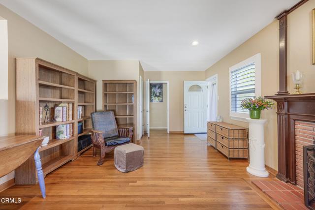 Detail Gallery Image 8 of 36 For 1201 W Beverly Dr, Oxnard,  CA 93030 - 3 Beds | 2 Baths