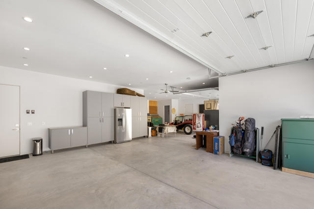 7852 Pinon Drive, Yucca Valley CA: https://media.crmls.org/mediaz/2045930f-9662-4e2f-b844-705ff8c8e036.jpg