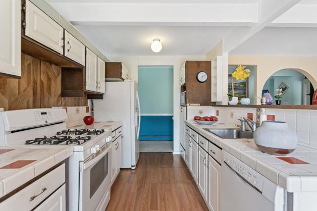 1708 Yorktown Road, San Mateo CA: https://media.crmls.org/mediaz/2045cff4-29a1-4d6c-bde5-ab041c509376.jpg
