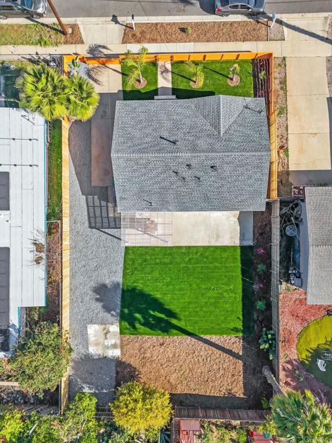 4824 Siesta Drive, Oceanside CA: https://media.crmls.org/mediaz/20465b5f-b27a-46f9-b3b9-3863ef6f5e54.jpg