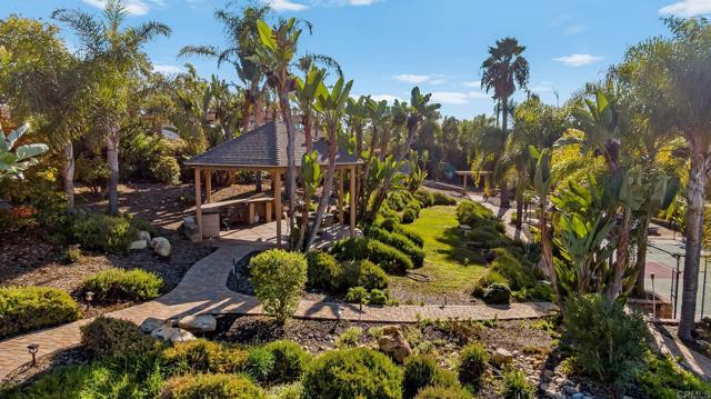 Detail Gallery Image 9 of 73 For 2270 Summit Dr, Escondido,  CA 92025 - 5 Beds | 3/1 Baths