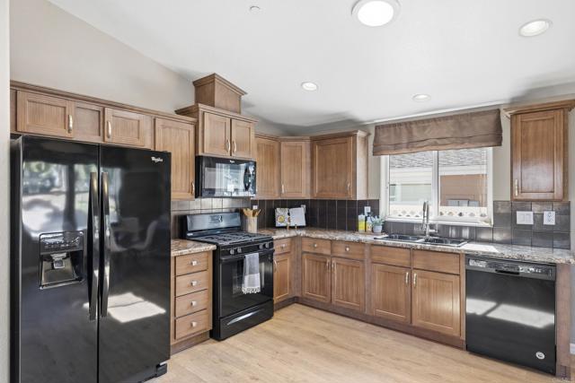 Detail Gallery Image 10 of 29 For 2239 Black Canyon Rd, Ramona,  CA 92065 - 2 Beds | 2 Baths