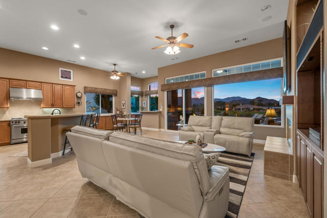 50605 Verano Drive, La Quinta CA: https://media.crmls.org/mediaz/2047c7ca-b108-4d0d-99a7-f040c45bb7cb.jpg