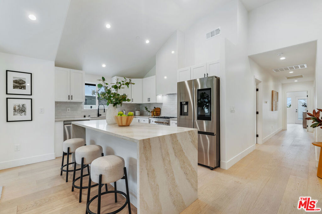 225 N Lima Street Sierra Madre img 12