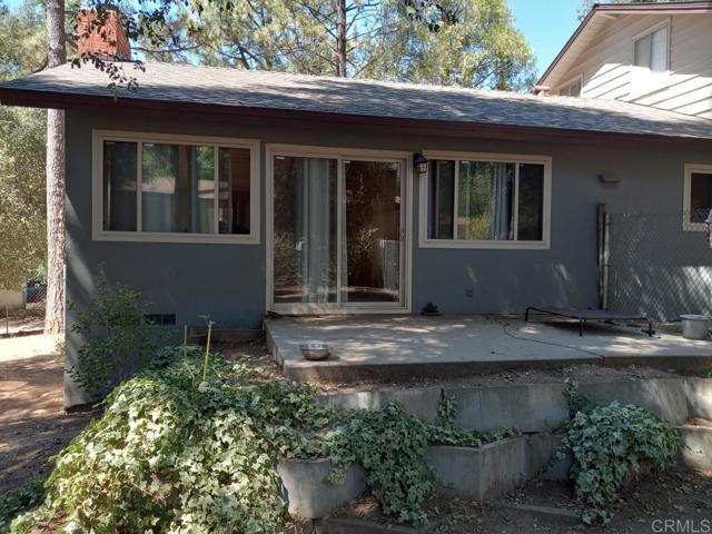 28755 Lone Pine, Pine Valley CA: https://media.crmls.org/mediaz/204937e8-e4f3-441d-ac0b-b1492d1a6b64.jpg