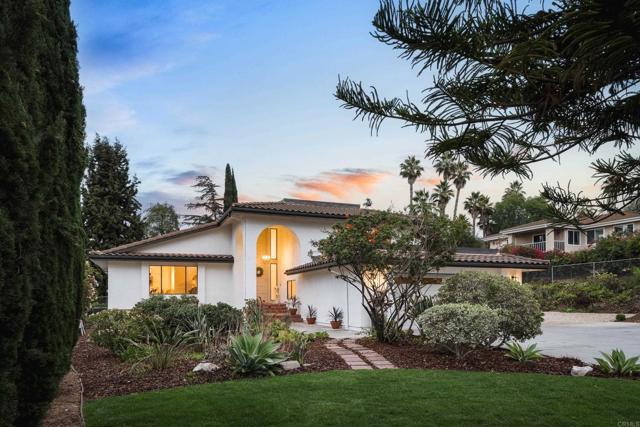 1657 FOOTHILL Drive, Vista CA: https://media.crmls.org/mediaz/2049835a-58f8-42f7-83a3-a4065fb11b92.jpg