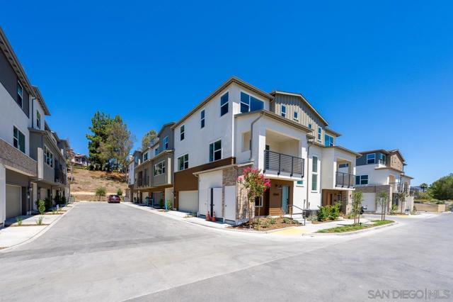 12236 Riley Lane, San Diego CA: https://media.crmls.org/mediaz/2049d74a-2862-4969-b952-4808c5e26ed7.jpg
