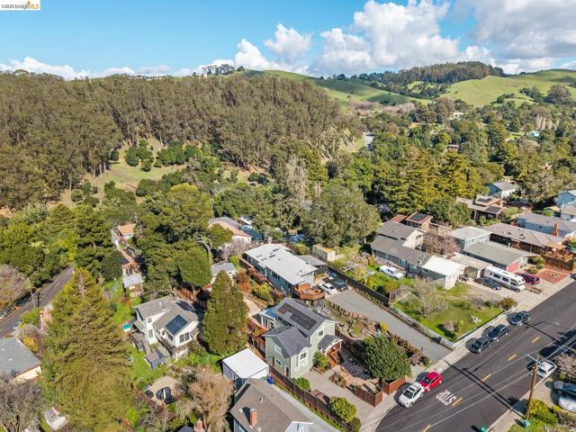 Image 46 of 51 For 5861 Bernhard Ave