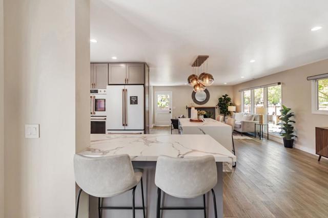 2698 Goodwin Avenue, Redwood City CA: https://media.crmls.org/mediaz/204a875d-06f6-4292-ae83-b506645fca0f.jpg