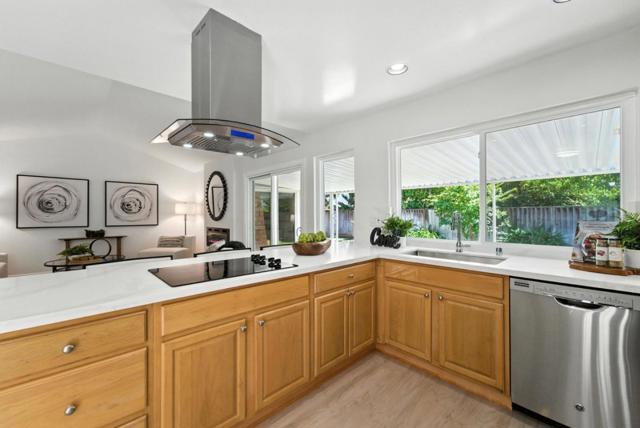362 El Portal Way, San Jose CA: https://media.crmls.org/mediaz/204be94d-c7e6-44cb-85c4-38d128e107c9.jpg