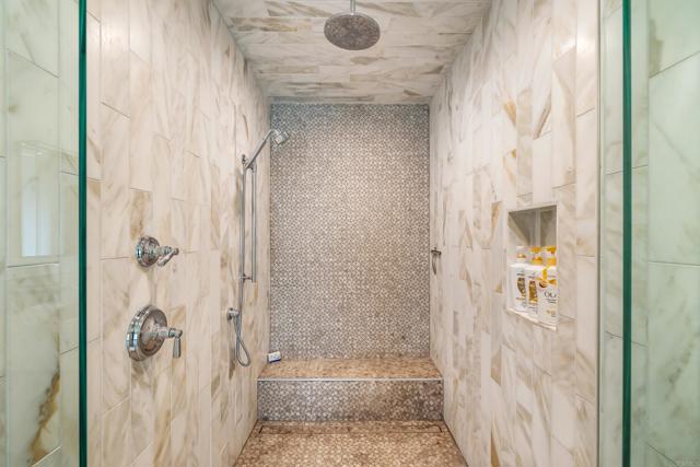 Detail Gallery Image 34 of 54 For 5080 Carlsbad Blvd, Carlsbad,  CA 92008 - 5 Beds | 4 Baths