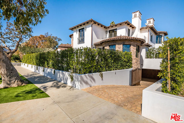 Drew Fenton | 700 Alma Real Drive Pacific Palisades CA | MLS: 6914653