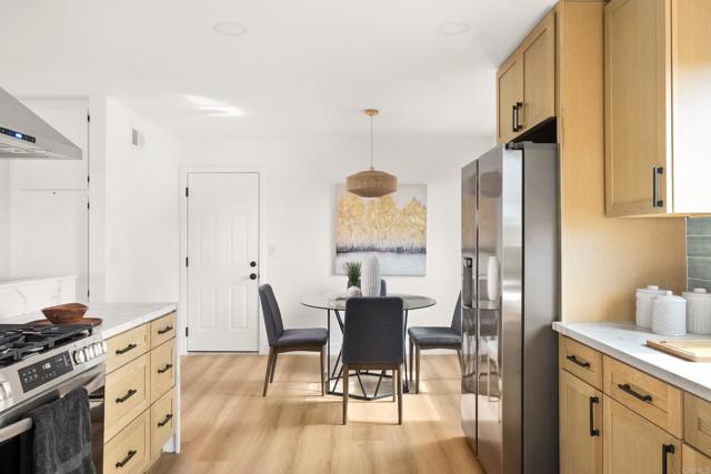 Detail Gallery Image 5 of 44 For 552 Felicita Ave, Spring Valley,  CA 91977 - 5 Beds | 3 Baths