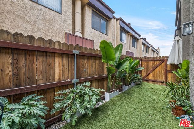 2022 Delaware Avenue, 6 photo 8