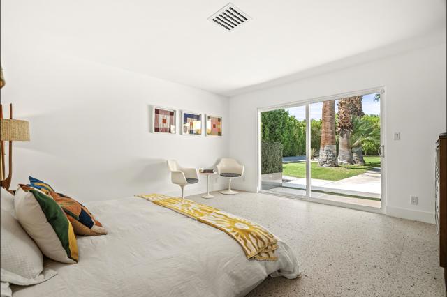 165 S Avenida Elenora, Palm Springs, CA 92262