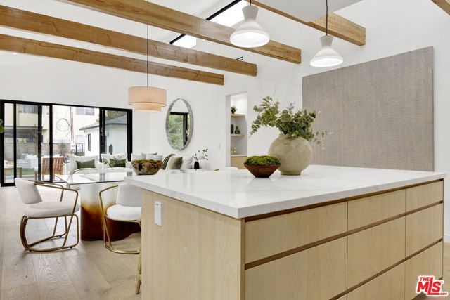 12469 Greene Avenue, Los Angeles CA: https://media.crmls.org/mediaz/204fb2da-2402-4d66-b355-554548c68f96.jpg