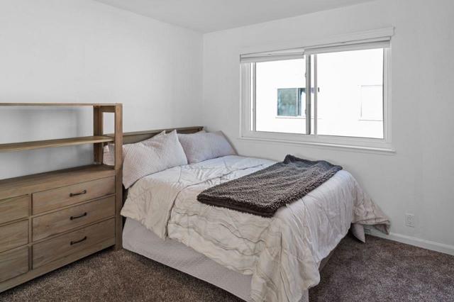 948 Kiely Boulevard, Santa Clara CA: https://media.crmls.org/mediaz/2050194f-9678-4297-9bc0-482ae1d21fb2.jpg