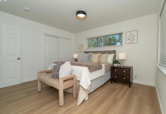1172 Pine St, Livermore CA: https://media.crmls.org/mediaz/20505618-8499-43e2-ab8a-e375f218c0d2.jpg