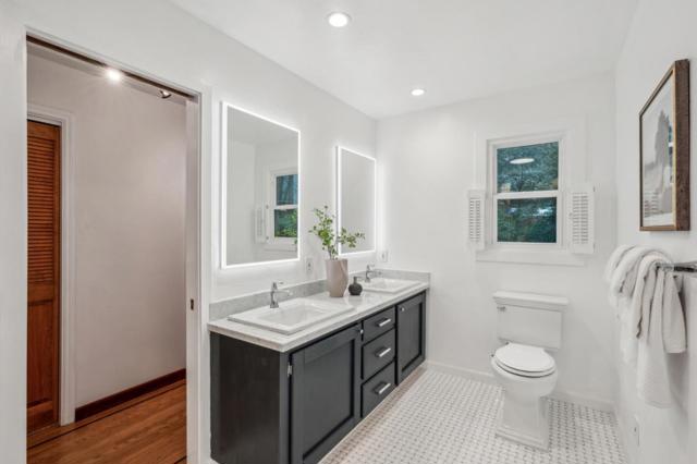 13872 Silver Sky Way, Woodside CA: https://media.crmls.org/mediaz/20511e7c-614b-4bbb-a64d-fc125510d743.jpg