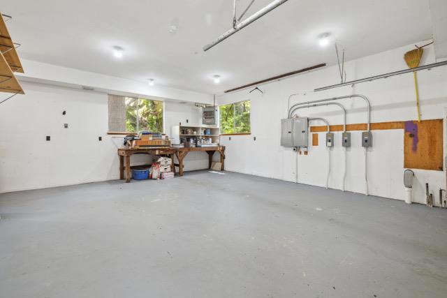 16580 Jamison Creek Road, Boulder Creek CA: https://media.crmls.org/mediaz/2051243b-2dc4-409b-9b9b-b9de3abf045f.jpg