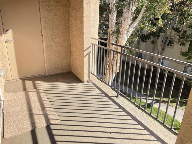 Detail Gallery Image 10 of 32 For 5654 Amaya Dr #146,  La Mesa,  CA 91942 - 2 Beds | 2 Baths