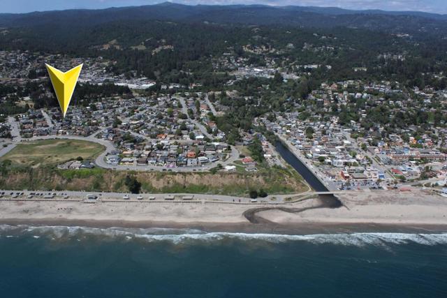 217 Valencia Avenue, Aptos CA: https://media.crmls.org/mediaz/20523a53-3500-4f24-8b18-c7b5c69c014a.jpg
