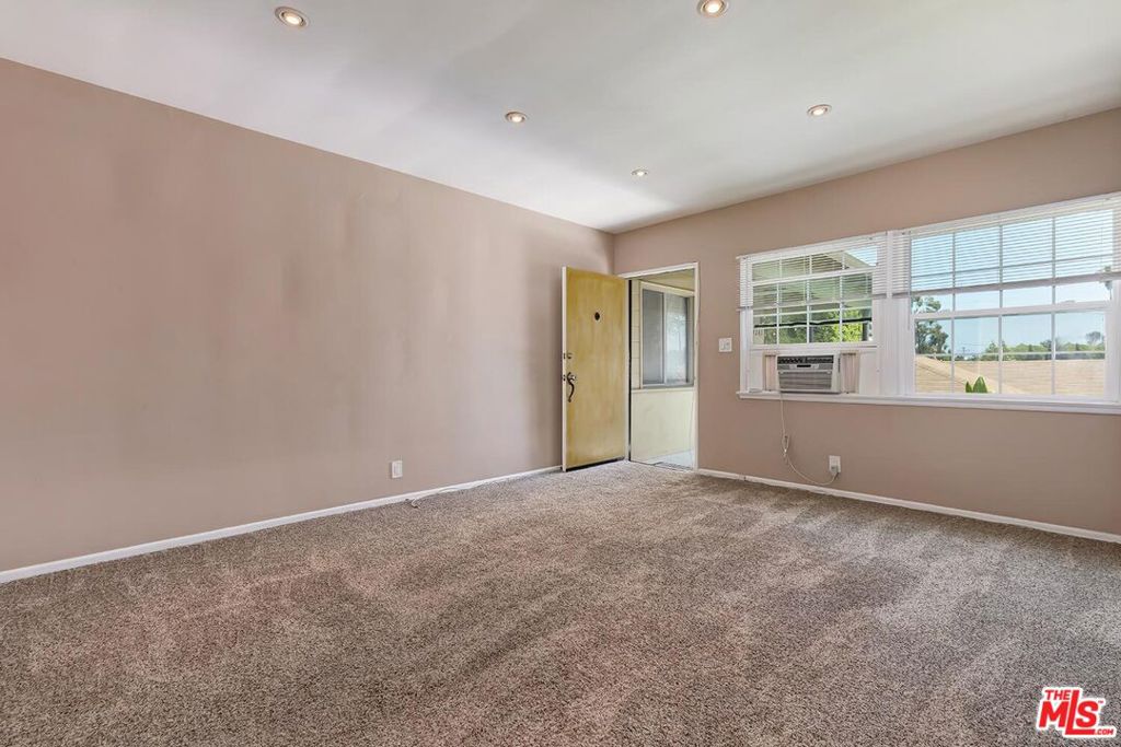 MLS #25548317 image #35