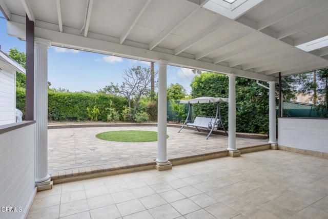 Detail Gallery Image 21 of 29 For 5116 Dahlia Dr, Los Angeles,  CA 90041 - 4 Beds | 3 Baths