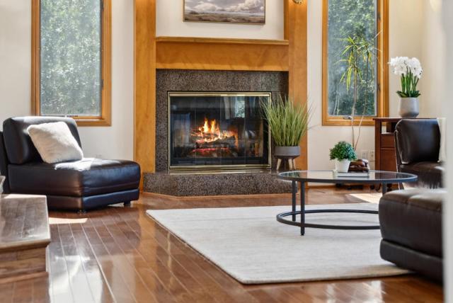 21386 Sunnyside Road, Los Gatos CA: https://media.crmls.org/mediaz/20533d1f-484d-47a1-9a3e-8d3e793b3e1d.jpg