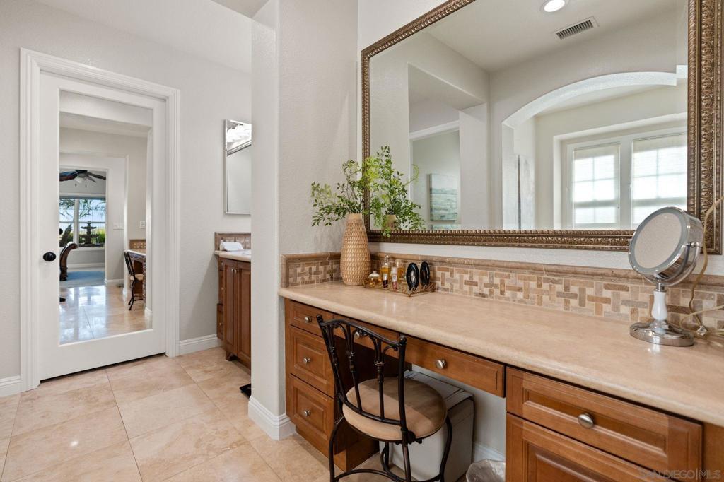 MLS #250037748SD image #38