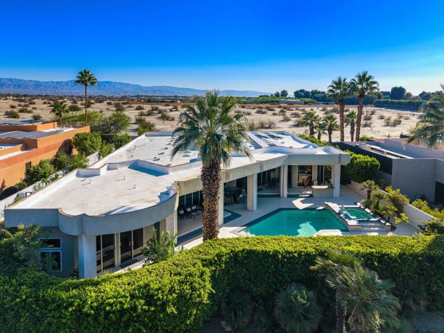 14 Stephen Terrace, Rancho Mirage CA: https://media.crmls.org/mediaz/2054fcd8-9fe2-4375-97fb-24aaddec7549.jpg