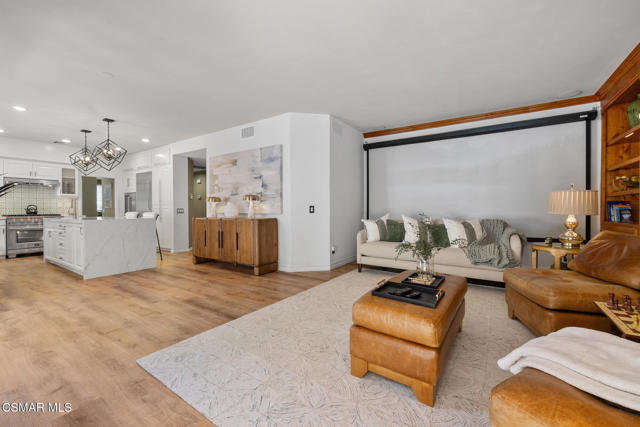 24587 Lola Lane, Newhall CA: https://media.crmls.org/mediaz/20550e4a-887a-48ba-bf38-e7ca235d18b9.jpg