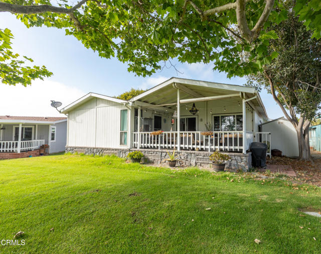2491 Apple Lane, Oxnard CA: https://media.crmls.org/mediaz/2057a0a9-8616-41bc-b87e-1539ee28c510.jpg