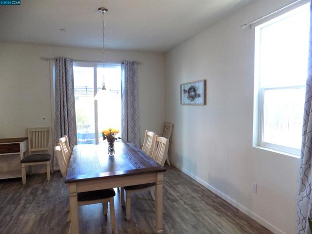 Dining Area - Great Room