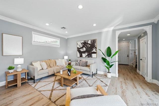 1705 Tuckers Grove Ave, Chula Vista CA: https://media.crmls.org/mediaz/2058d628-d318-46e3-9859-88588888c97a.jpg