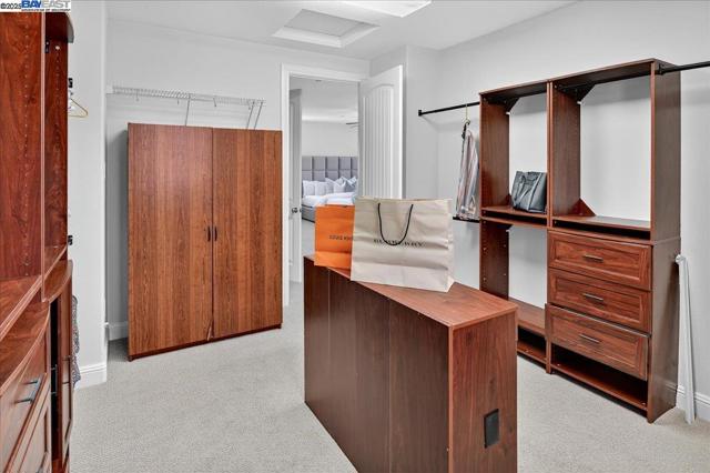 7829 Ridgeline Place, Dublin CA: https://media.crmls.org/mediaz/205972fa-f9b1-4051-8772-b2138178bcb6.jpg