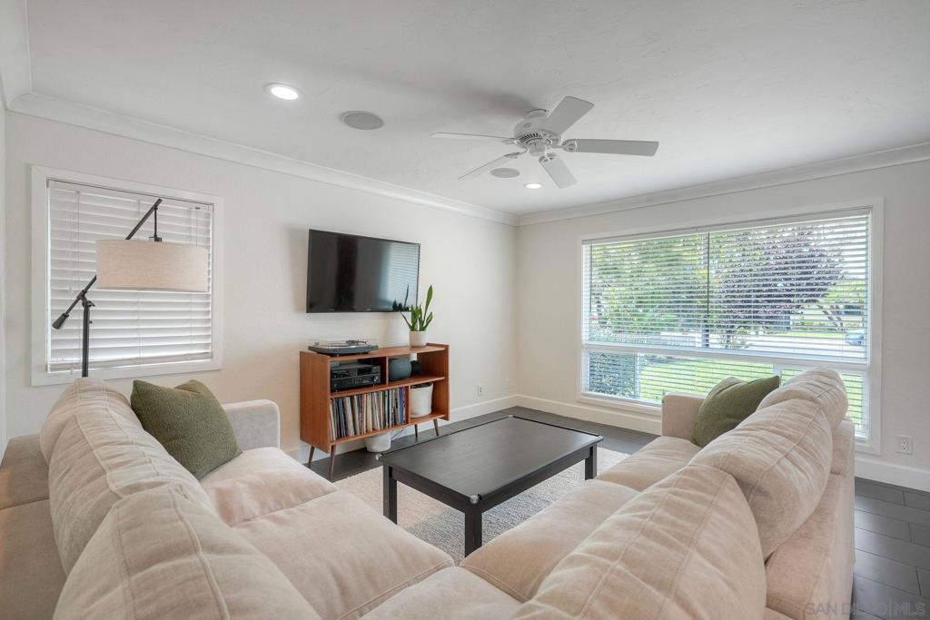 7055 Whipple - photo 8