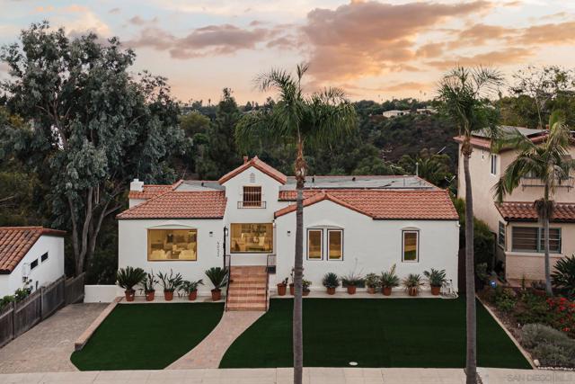 4033 S Hempstead Cir, San Diego CA: https://media.crmls.org/mediaz/205a7d34-aa9d-4811-a185-8e598c504e36.jpg