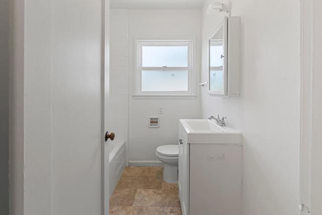 210 S 2nd Street, King City CA: https://media.crmls.org/mediaz/205ae919-3ec7-48ea-8edf-cc921b65eb8f.jpg