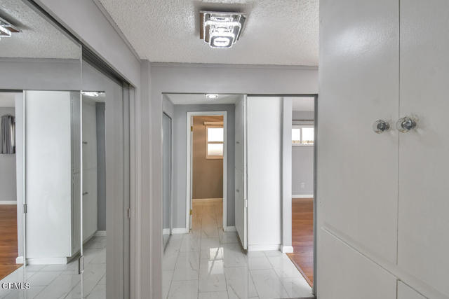 517 View Crest Drive, Montebello CA: https://media.crmls.org/mediaz/205b7873-2335-4b91-9af9-029a39fd648c.jpg