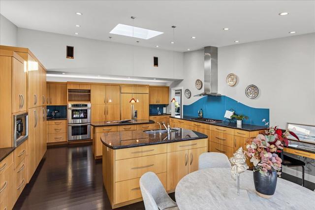 20802 SEVILLA Lane, Saratoga CA: https://media.crmls.org/mediaz/205c82d7-b6a1-41b5-a103-8881a57056a6.jpg