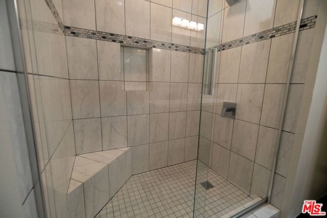 8110 Manitoba Street, Playa del Rey CA: https://media.crmls.org/mediaz/205db65b-53e5-4459-a904-5105339b3884.jpg