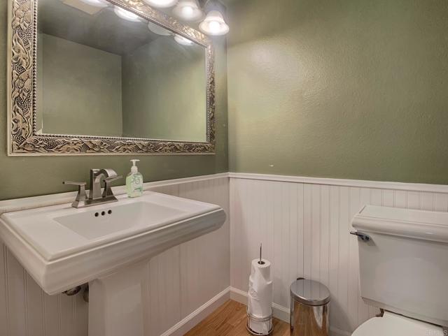 Detail Gallery Image 11 of 23 For 10473 Crosscreek Ter, San Diego,  CA 92131 - 2 Beds | 2/1 Baths