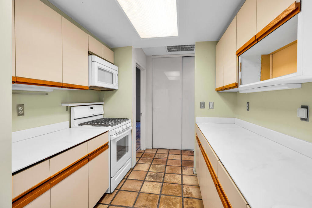 MLS #219137230PS image #14