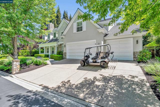 529 Justin Morgan Dr, Alamo CA: https://media.crmls.org/mediaz/2061531f-0ff6-4276-a717-ae32f65e0482.jpg