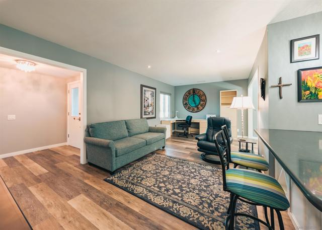 16482 Roca Dr, San Diego CA: https://media.crmls.org/mediaz/20615f50-4910-427d-b609-9a8047a1d478.jpg