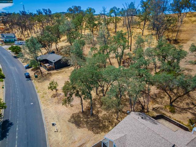 Image 23 of 25 For 1053 Headlands Dr