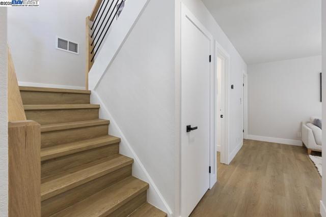 1656 Briarcrest Ct, San Jose CA: https://media.crmls.org/mediaz/2062f1d7-7e27-43aa-b562-8eaac9fd48fa.jpg