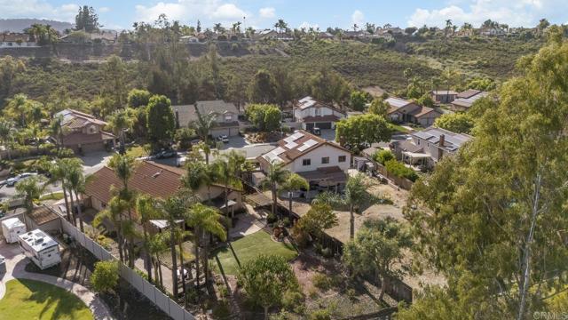 14001 Saddlewood Drive, Poway CA: https://media.crmls.org/mediaz/2064394b-358d-41cb-9cd9-743967178477.jpg