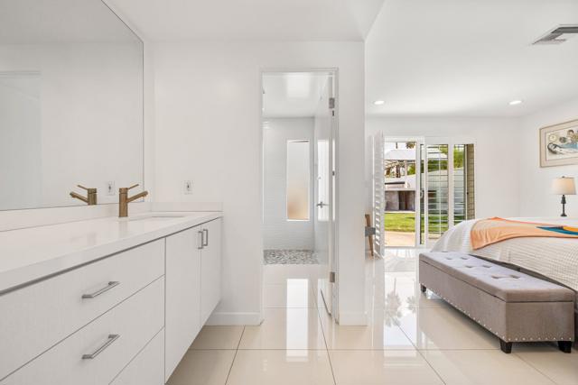 2943 Guadalupe Road, Palm Springs CA: https://media.crmls.org/mediaz/206444fc-0eba-4f62-a029-27cd4fbd40ec.jpg